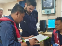 Pemeriksaan Kapal dalam Karantina di Pelabuhan Laut Merauke